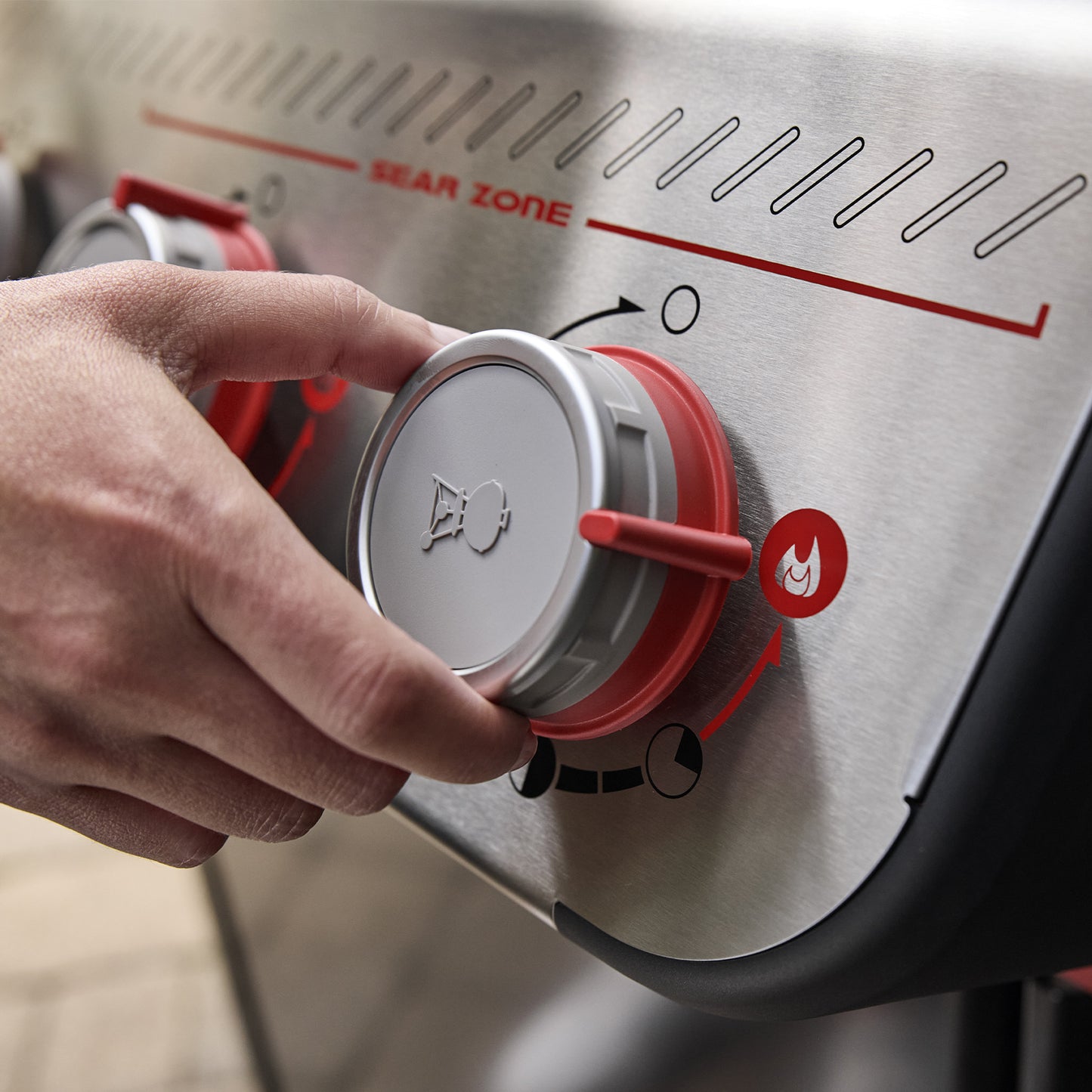 Spirit E-435 Black Barbeque LPG with side burner