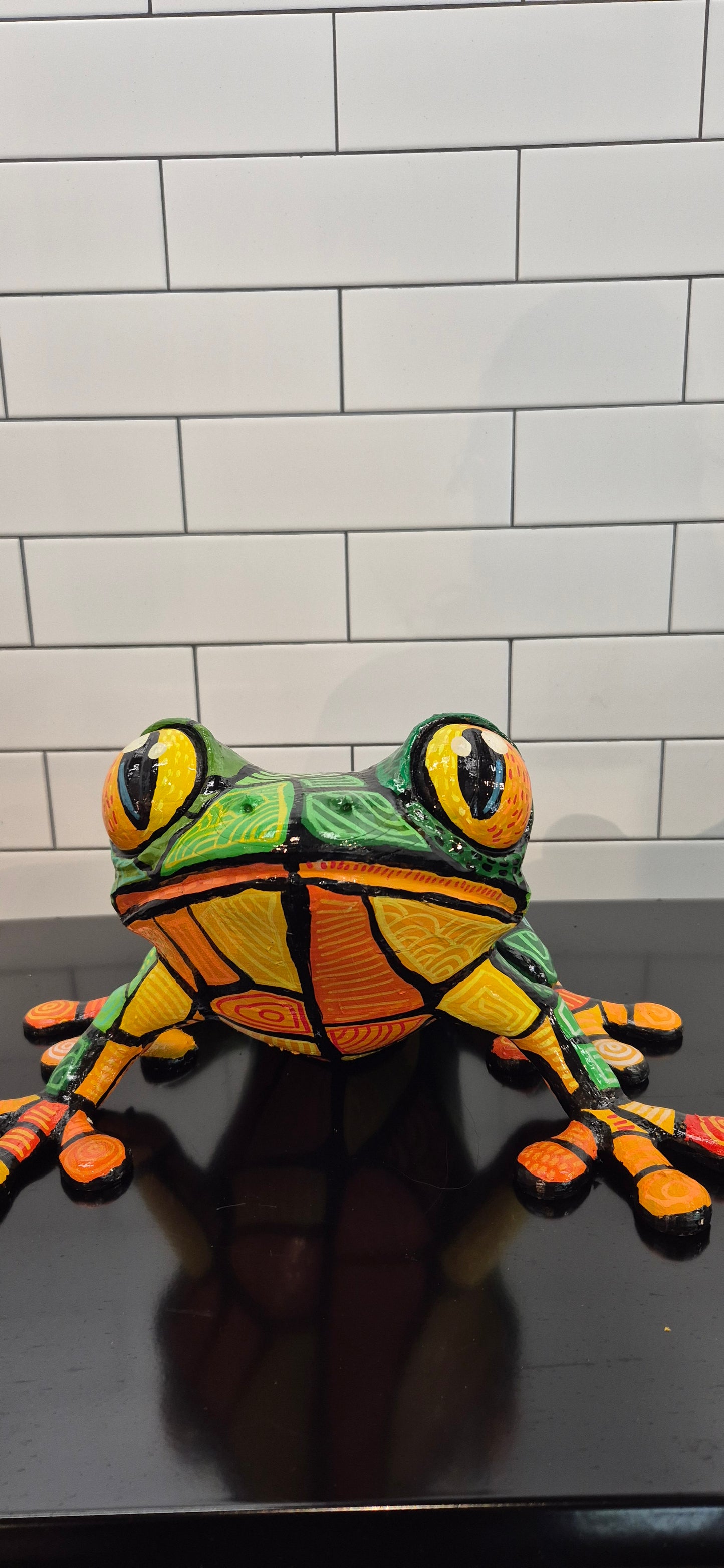 Frog Sitting Large - Artwork
