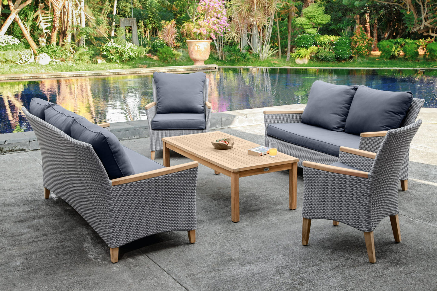 Florence 3 seat Lounger: Grey Cartenza Cushions