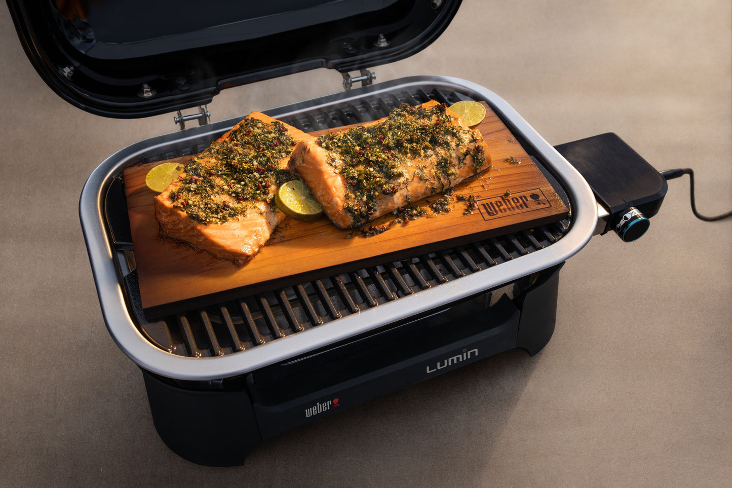 Lumin Electric BBQ