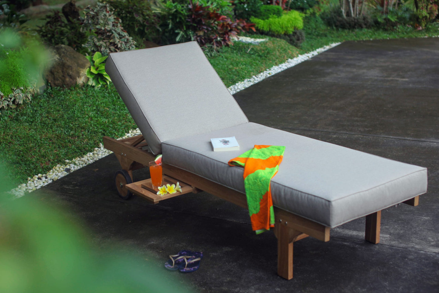 Hayman Sunbed with Cushion - ON SALE!