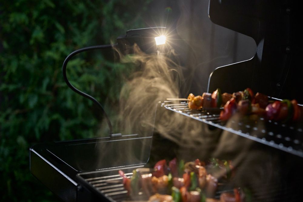 Weber Works Clip-On - Flexible Light